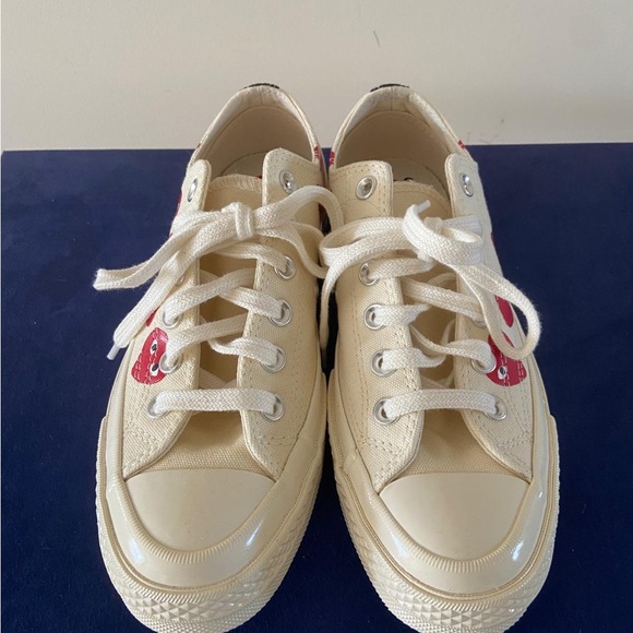 Converse Ivory/Red Comme Des Garçons PLAY Low Top Sneakers - Picture 3 of 6